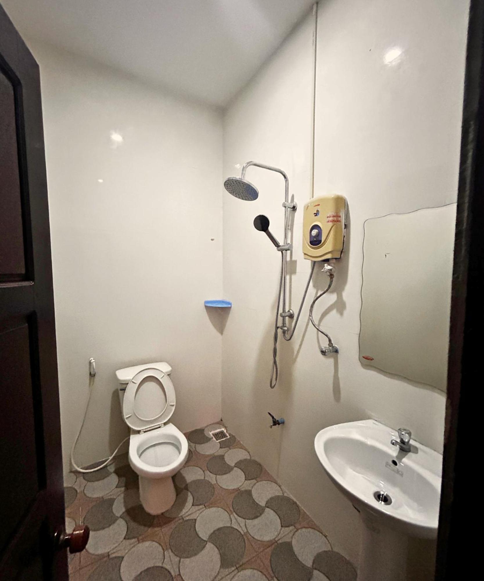 Domon Riverside Hotel Ванг-В'єнг Екстер'єр фото
